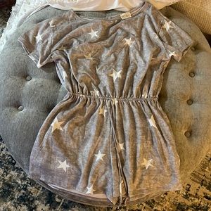 grey star romper